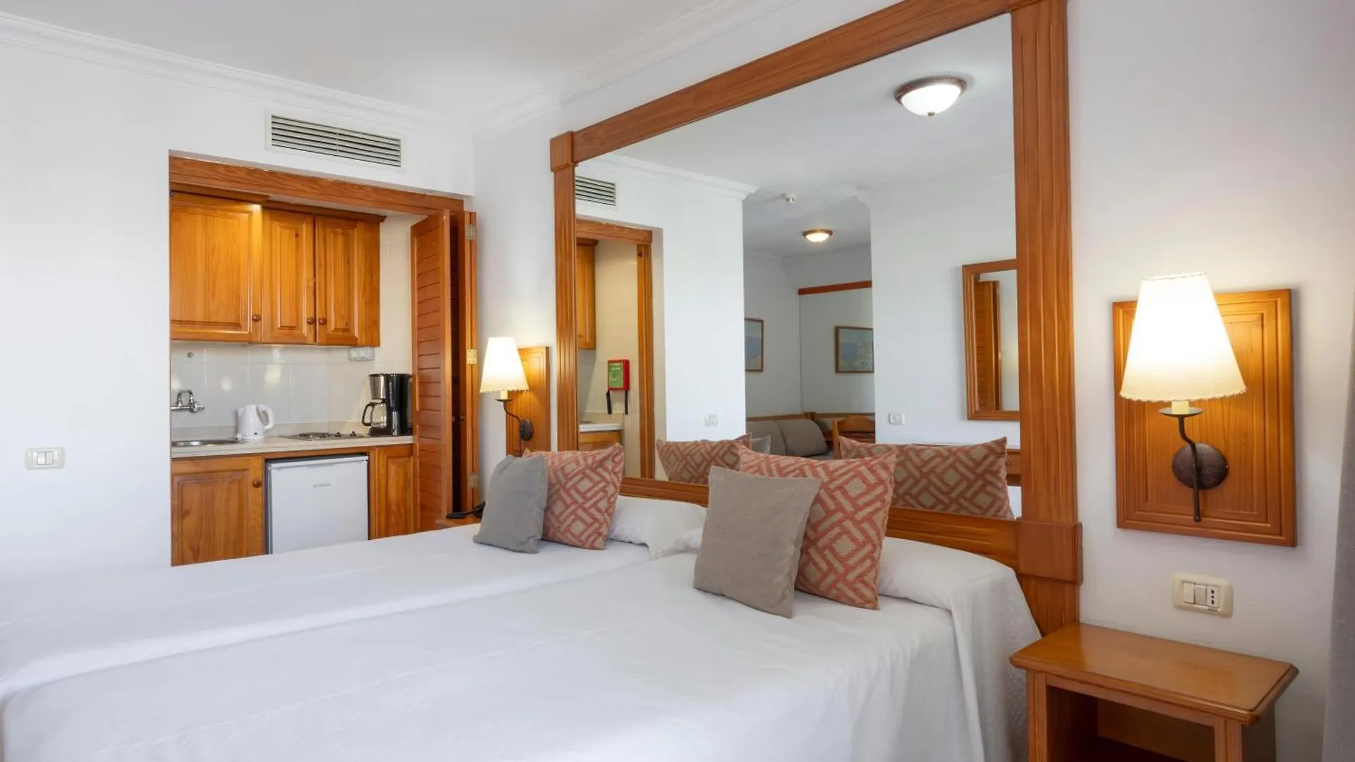 Gf Noelia Aparthotel Puerto de la Cruz   Puerto de la Cruz (Tenerife)